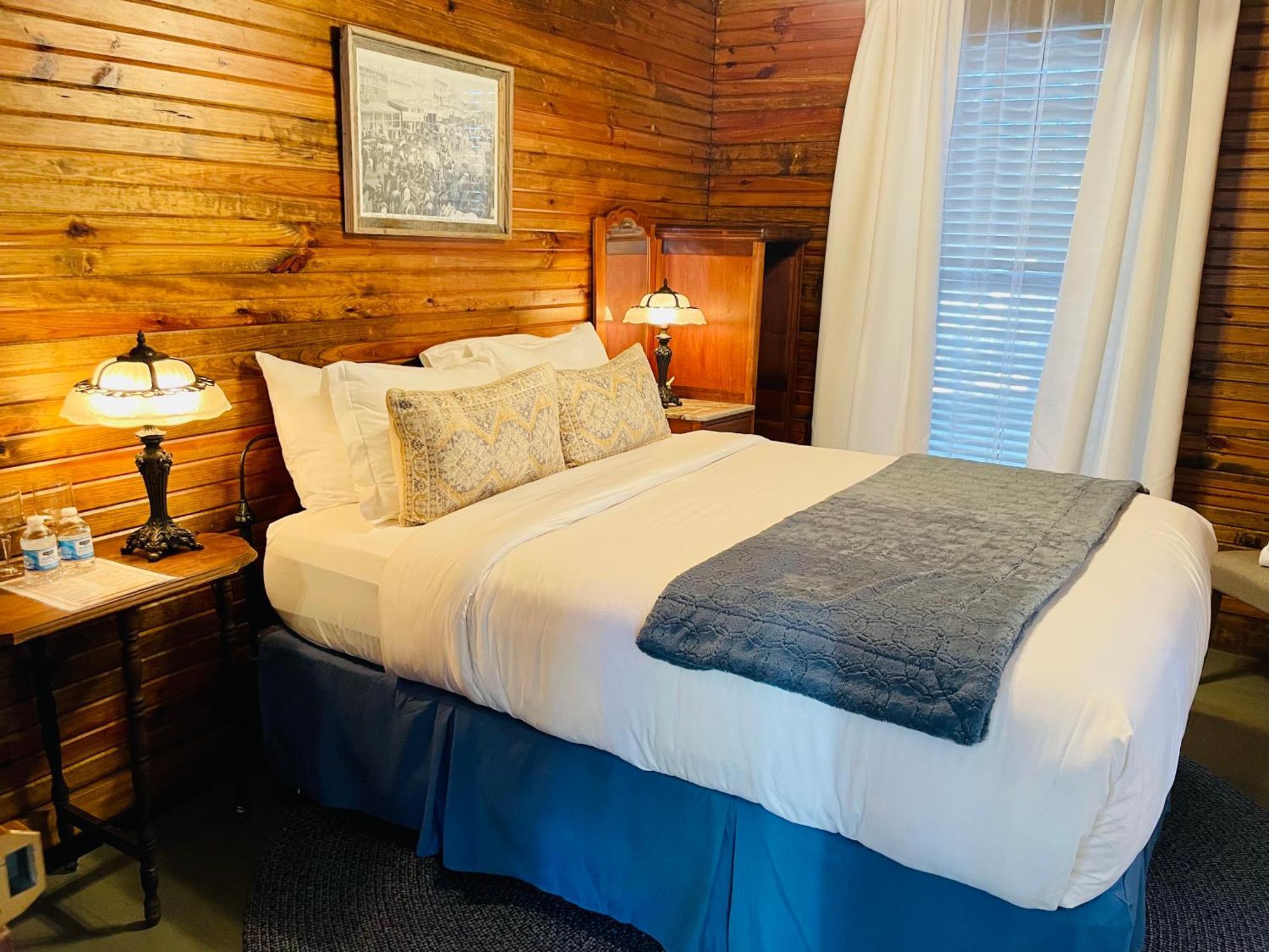 Dabbs Hotel Bed And Breakfast Llano Luaran gambar
